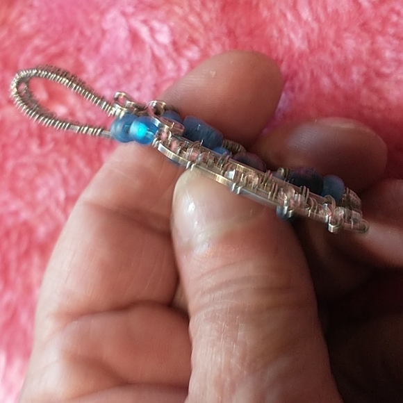 NWT Beautiful Handcrafted Wire Weaved Pendant - Picture 4 of 4